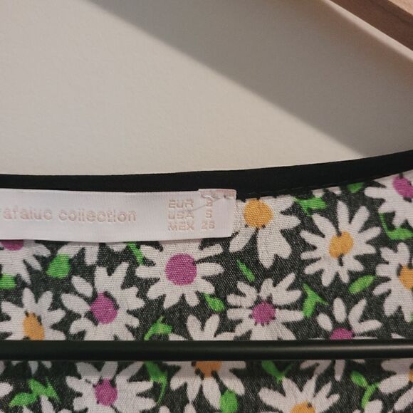 Zara Trafaluc Collection Daisy Printed Faux Wrap Blouse Size Small - Picture 5 of 6